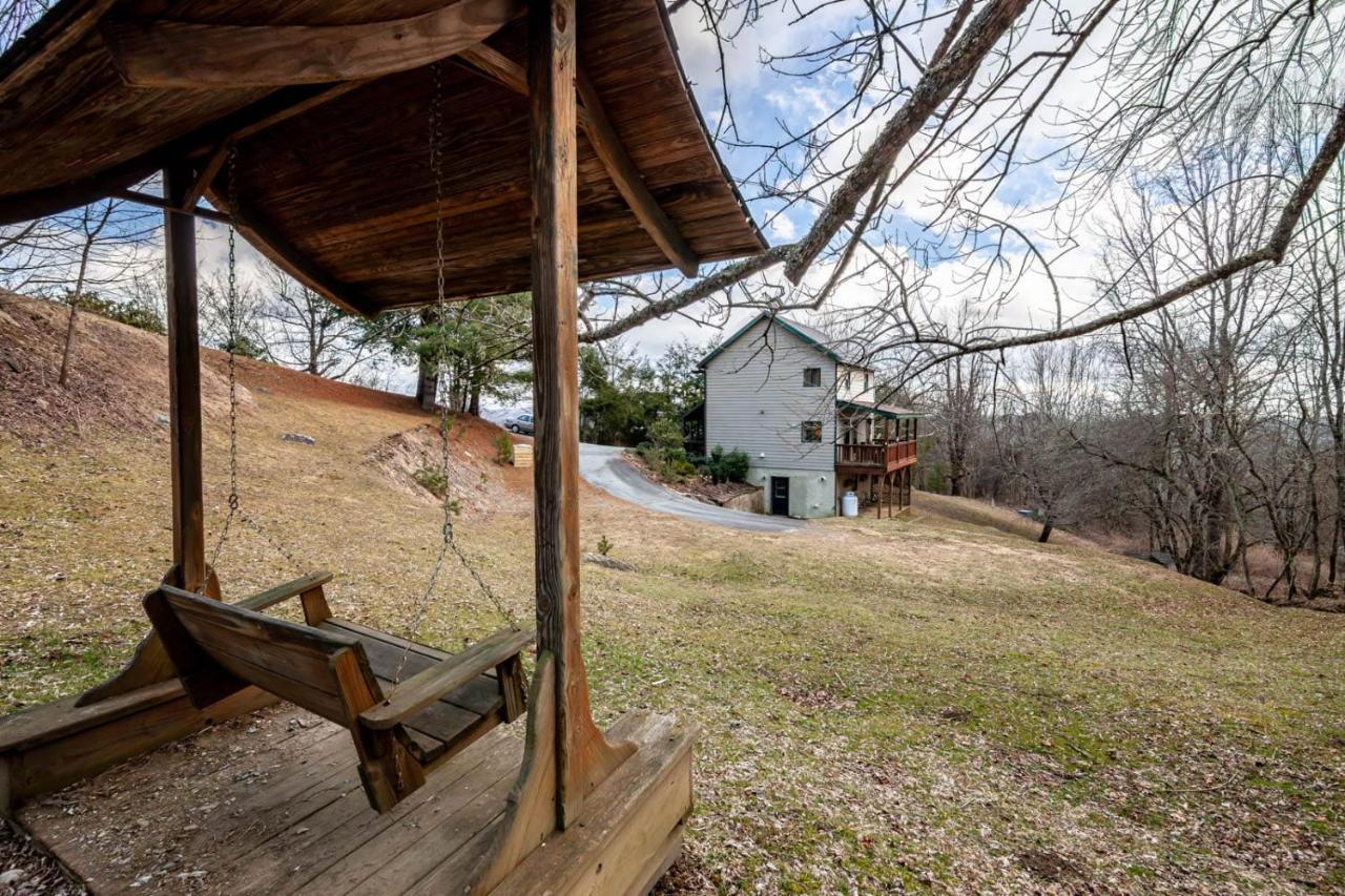 1Eight3 Retreat Villa Blowing Rock Exterior photo